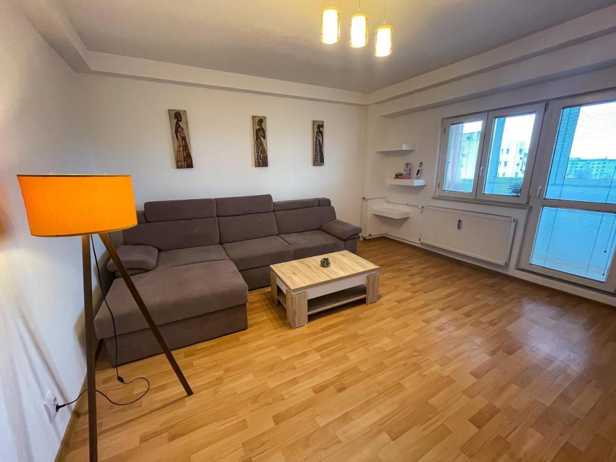 National Arena Mega Mall Elana Apartment Bukares Bagian luar foto